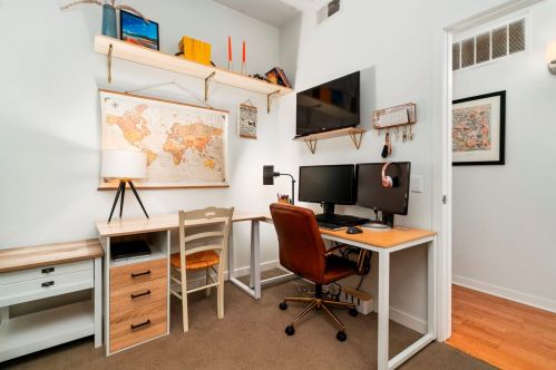 873 Larrabee St, Chicago IL  60610-3120 exterior