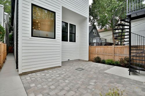 4841 Oakley Ave, Chicago IL 60659-5208 exterior