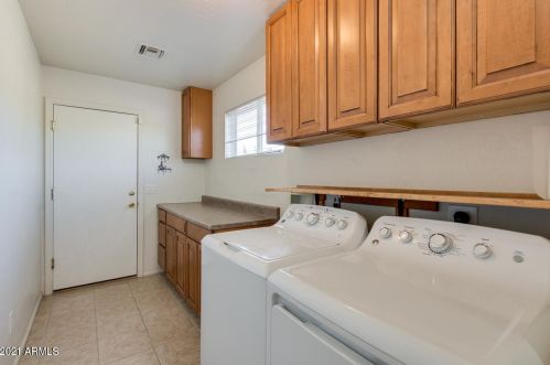 45809 37 Ave, Phoenix AZ 85053-4616 exterior