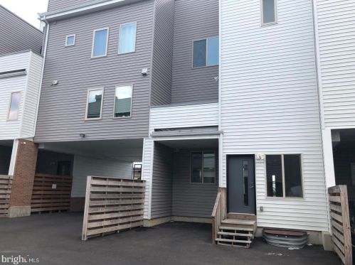 2665 Amber St, Philadelphia PA 19134-3835 exterior