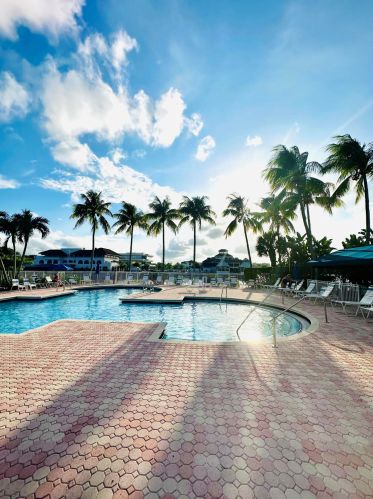 6663 Via Regina, Boca Raton FL 33433-3954 exterior