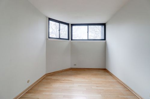 1145 Polk St, Chicago IL 60607-3415 exterior