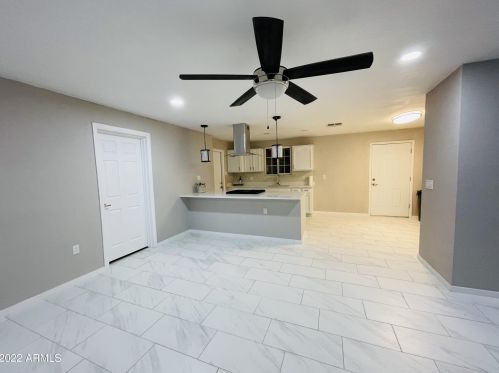 4444 48 Dr, Phoenix AZ 85031-1301 exterior