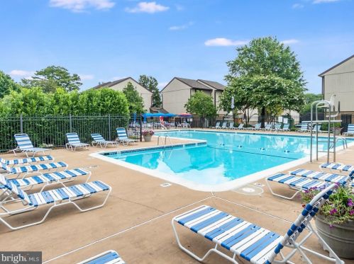 1736 Westwind Way, Mc Lean VA 22102-1606 exterior