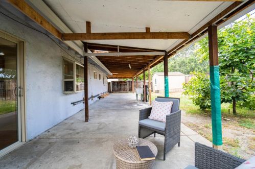 2067 Evelyn Ave, San Jose CA 95122-1611 exterior