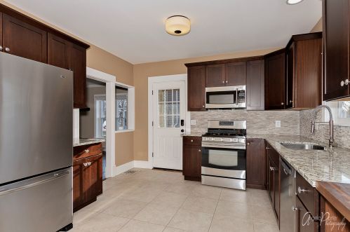 325 Douglas Ave, Bull Valley IL 60014 exterior