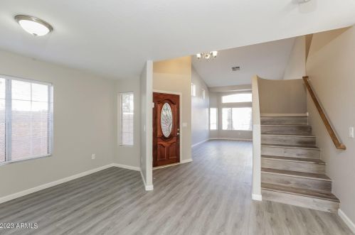 390 Robins Way, Chandler AZ  85225-6440 exterior