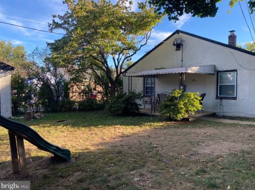 47 Norman St, Chester PA 19014-2140 exterior