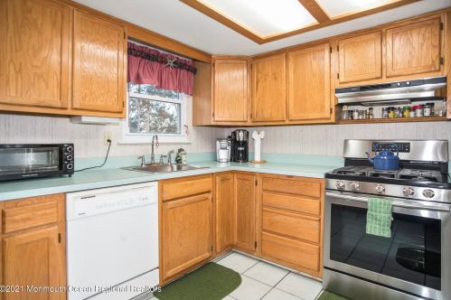 22 Connecticut Concourse, Jackson Twp NJ 08527-1425 exterior