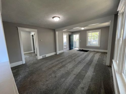 1030 Kenneth St, Meskegon MI 49442-3930 exterior