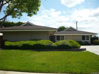 2312 Hartford Ave, Fullerton, CA 92831-1520