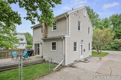 692 Park St, Grand Rapids MI 49525-2571 exterior