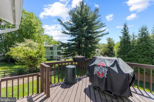 1921 Dundee Rd, Rockville MD exterior