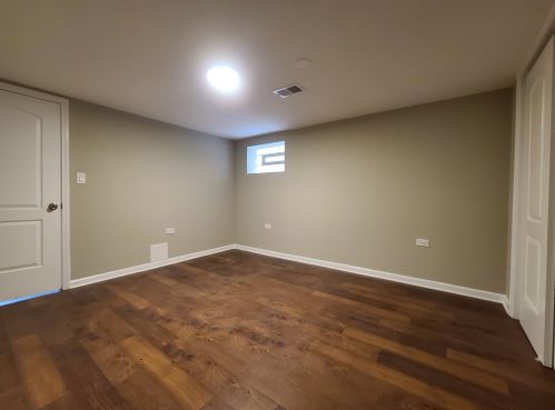 6217 Nagle Ave, Chicago IL  60638-4207 exterior