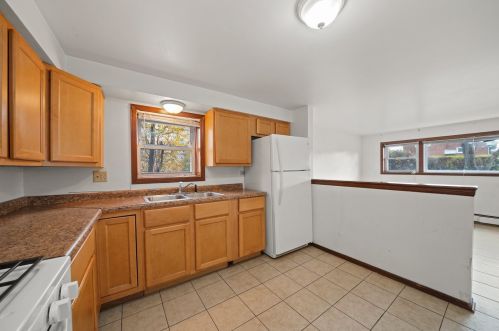 832 17 Ave, Broadview IL 60153-1856 exterior