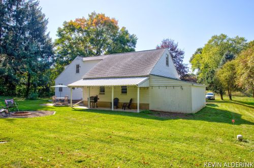 5482 Ravine Rd, Kalamazoo MI 49009-9002 exterior