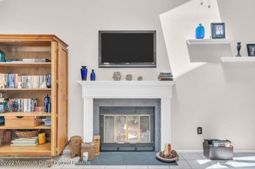 15 Emily Dr, Old Bridge NJ 08857-3809 exterior