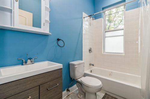 523 65 Pl, Chicago IL 60637-3848 exterior