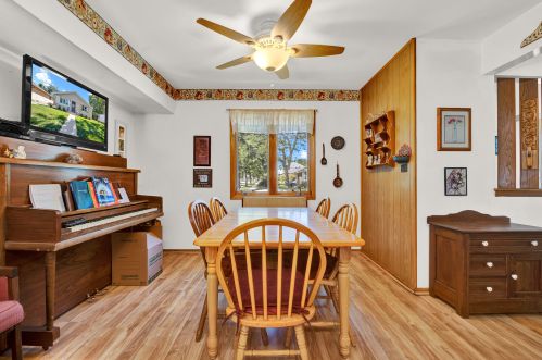 6944 61, Milwaukee WI 53223-5404 exterior