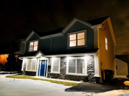 42 Park Ave, Iselin NJ 08830-2242 exterior