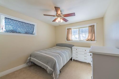 3293 Antler Dr, Gibsonia PA 15044-8439 exterior