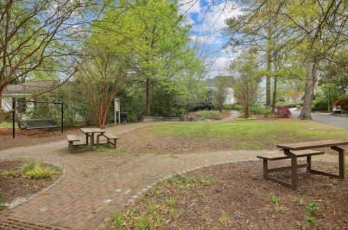 1406 Cartecay Dr, Atlanta GA  30319-3404 exterior