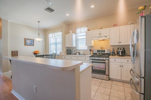 10118 Arbor Run Dr, Tampa FL 33647-2955 exterior