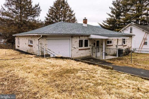 360 Prospect St, Primrose PA  17901-1243 exterior