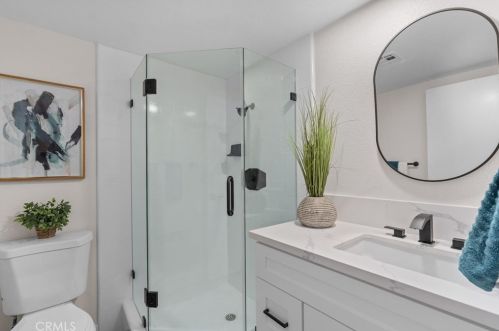 1850 Mariposa Ln, Fullerton CA  92833-1819 exterior