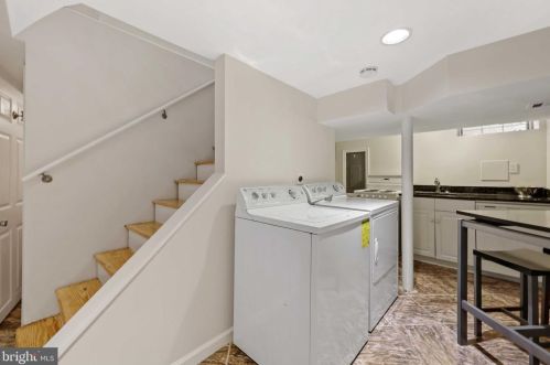 2731 Dumbarton St, Washington DC 20007-3336 exterior