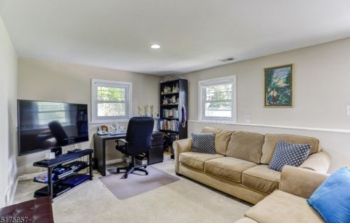 174 Harrison Rd, Parsippany NJ 07054-2547 exterior