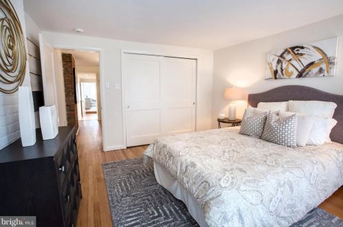 418 Capitol St, Washington DC  20003-4012 exterior