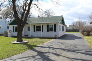 1214 Hamilton Ave, Elmhurst IL  60126-5406 exterior