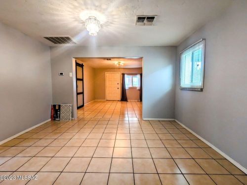 131 19th St, Tucson AZ  85701-2632 exterior