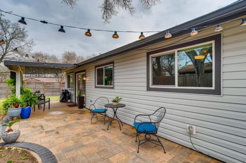 2403 Aldford Dr, Austin TX 78745-4822 exterior