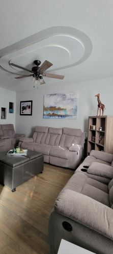 5106 30th St, Chicago, IL 60804-3530