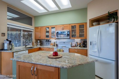 2261 Gerbera Way, Tucson AZ 85755-7167 exterior