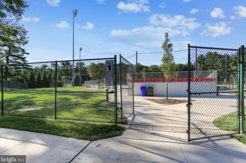 10946 Rocky Mount Way, Silver Spring MD 20902-3687 exterior