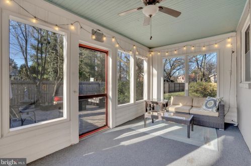 104 Morgan Ave, Riverton NJ 08077-1106 exterior