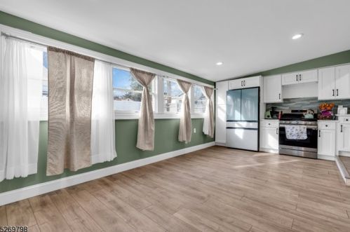 582 Orchard St, Rahway NJ  07065-2228 exterior