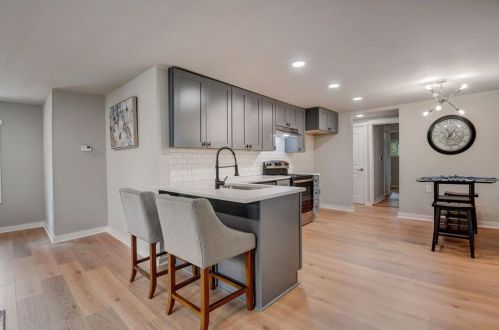 155 Hemphill School Rd, Atlanta GA  30331-1621 exterior