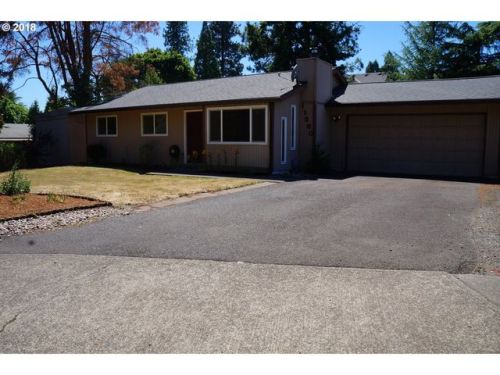 11560 Timothy Pl, Portland, OR 97223-3257