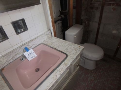 8023 Stewart Ave, Chicago IL 60628-7233 exterior