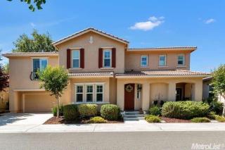 8071 Linda Isle Ln, Sacramento, CA 95831-5830