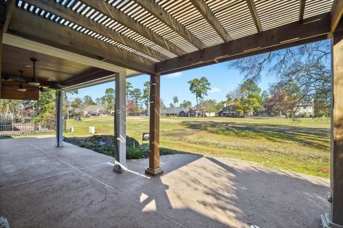 18202 Walden Frst Dr, Humble TX 77346-6023 exterior