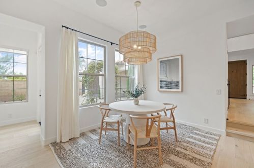 10464 Caribou Way, Tustin CA  92782-1470 exterior