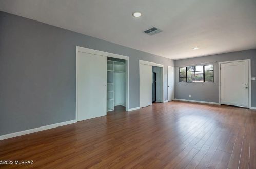 5441 7 St, Tucson AZ 85719-5410 exterior