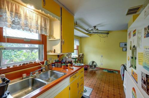 1018 Brk St, Madison WI 53715-1502 exterior