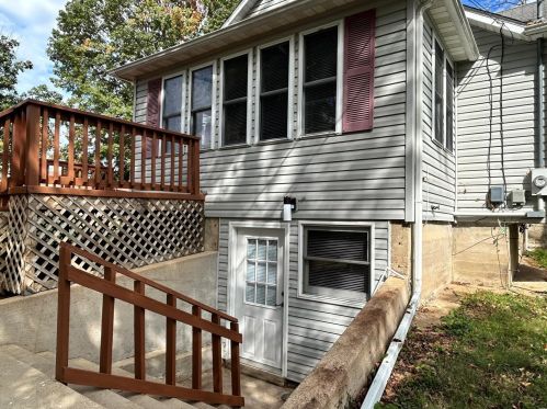 313 Church St, Spring Bluff, MO 63080-1503