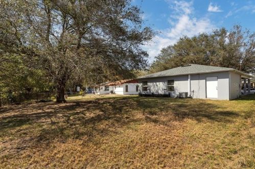 1728 Grn Rdg Rd, Tampa FL 33619-4963 exterior